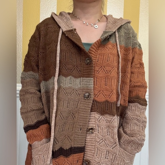 New!Multicolor Knit Hooded Sweater - Picture 4 of 9